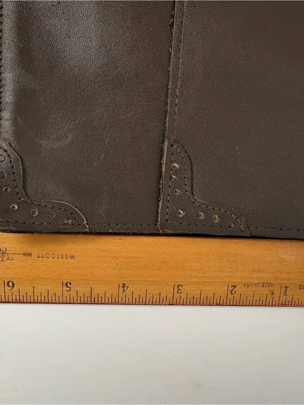 Vtg. HLC chocolate brown leather western envelope clutch